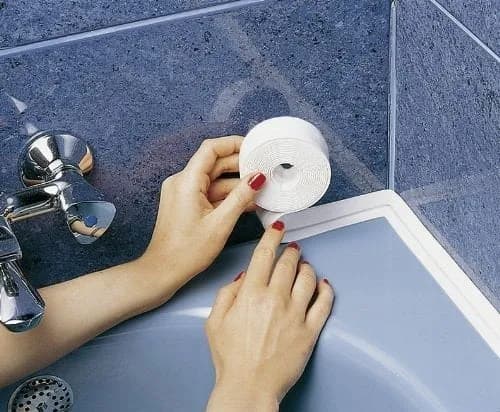 Jak izolacja pod brodzik może uchronić przed kosztownymi naprawami