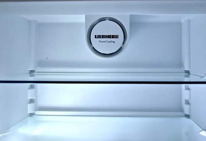 Gdzie lodówka w kuchni? Oto błędy, których warto unikać